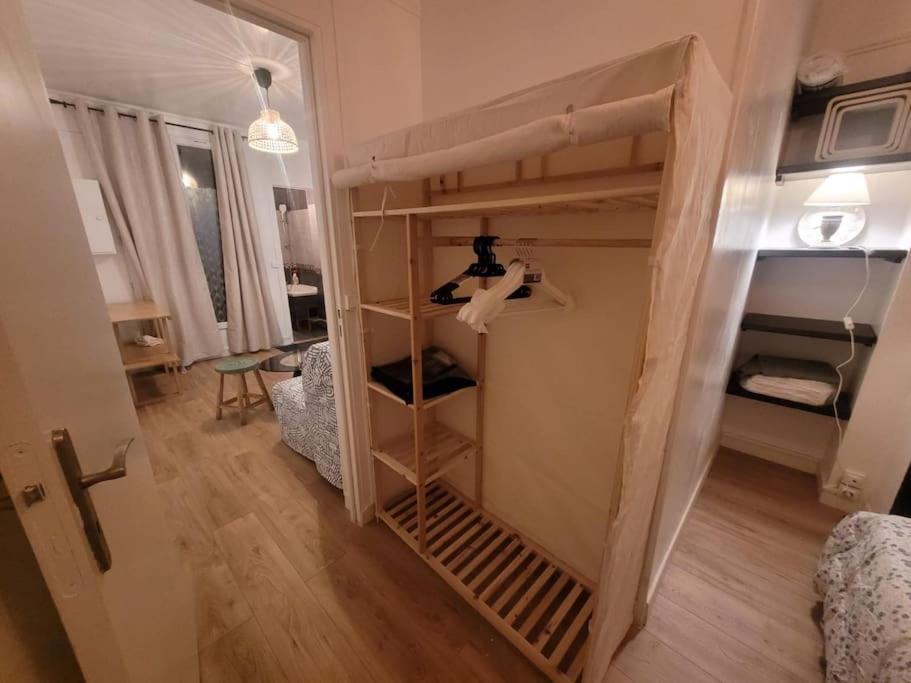 Charmant Appartement Pres De Montmartre Paris Exterior photo